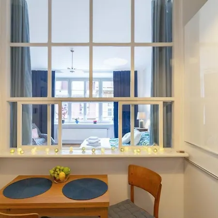 Essence Cracow Golden Location!