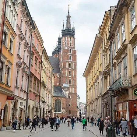 Essence Cracow Golden Location! *