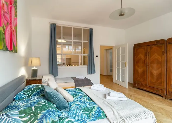 Apartamento Essence Cracow Golden Location!